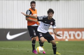 Durante o treino desta manh no CT Joaquim Grava, no Parque Ecolgico do Tiete. O prximo jogo da equipe ser quarta-feira, dia 27/03, contra a Penapolense, no Pacaembu, jogo vlido pela 15 rodada do Campeonato Paulista 2013