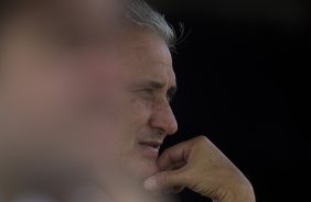 Durante o treino desta manh no CT Joaquim Grava, no Parque Ecolgico do Tiete. O prximo jogo da equipe ser quarta-feira, dia 27/03, contra a Penapolense, no Pacaembu, jogo vlido pela 15 rodada do Campeonato Paulista 2013
