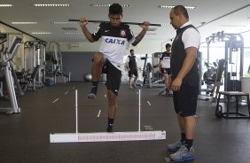 Durante o treino desta manh no CT Joaquim Grava, no Parque Ecolgico do Tiete. O prximo jogo da equipe ser quarta-feira, dia 27/03, contra a Penapolense, no Pacaembu, jogo vlido pela 15 rodada do Campeonato Paulista 2013