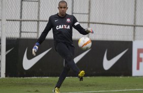 Durante o treino desta tarde no CT Joaquim Grava, no Parque Ecolgico do Tiete. O prximo jogo da equipe ser amanh, quarta-feira, dia 27/03, contra a Penapolense, no Pacaembu, jogo vlido pela 15 rodada do Campeonato Paulista 2013