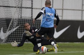 Durante o treino desta tarde no CT Joaquim Grava, no Parque Ecolgico do Tiete. O prximo jogo da equipe ser amanh, quarta-feira, dia 27/03, contra a Penapolense, no Pacaembu, jogo vlido pela 15 rodada do Campeonato Paulista 2013