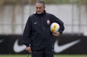 Durante o treino desta tarde no CT Joaquim Grava, no Parque Ecolgico do Tiete. O prximo jogo da equipe ser amanh, quarta-feira, dia 27/03, contra a Penapolense, no Pacaembu, jogo vlido pela 15 rodada do Campeonato Paulista 2013