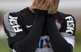 Durante o treino desta tarde no CT Joaquim Grava, no Parque Ecolgico do Tiete. O prximo jogo da equipe ser amanh, quarta-feira, dia 27/03, contra a Penapolense, no Pacaembu, jogo vlido pela 15 rodada do Campeonato Paulista 2013
