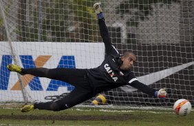 Durante o treino desta tarde no CT Joaquim Grava, no Parque Ecolgico do Tiete. O prximo jogo da equipe ser amanh, quarta-feira, dia 27/03, contra a Penapolense, no Pacaembu, jogo vlido pela 15 rodada do Campeonato Paulista 2013
