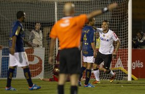 Durante a partida entre Corinthians x Penapolense realizada esta noite no estdio do Pacaembu, jogo vlido pela 15 rodada do Campeonato Paulista de 2013