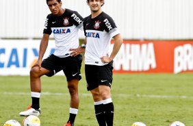 Paulinho e Alexandre Pato durante Treino do Corinthians realizado no CT Joaquim Grava