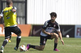 Durante o treino desta manh no CT Joaquim Grava, no Parque Ecolgico do Tiete. O prximo jogo da equipe ser quarta-feira, dia 03/04, contra o Millonarios, da Colmbia, no estdio El Campn, em Bogota, jogo de volta vlido pela Copa Libertadores da Amrica 2013