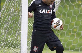 Durante o treino desta manh no anexo ao estdio El Campn, na cidade de Bogota, Colmbia. O prximo jogo da equipe ser amanh, quarta-feira, dia 03/04, contra o Millonarios, da Colmbia, no estdio El Campn, em Bogota, jogo de volta vlido pela Copa Libertadores da Amrica 2013