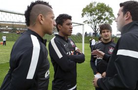 Durante o treino desta manh no anexo ao estdio El Campn, na cidade de Bogota, Colmbia. O prximo jogo da equipe ser amanh, quarta-feira, dia 03/04, contra o Millonarios, da Colmbia, no estdio El Campn, em Bogota, jogo de volta vlido pela Copa Libertadores da Amrica 2013