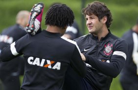 Durante o treino desta manh no anexo ao estdio El Campn, na cidade de Bogota, Colmbia. O prximo jogo da equipe ser amanh, quarta-feira, dia 03/04, contra o Millonarios, da Colmbia, no estdio El Campn, em Bogota, jogo de volta vlido pela Copa Libertadores da Amrica 2013