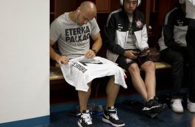 Nos vestiários antes da partida entre Millonarios/Colômbia x Corinthians/Brasil, realizada esta noite no estádio El Campín, em Bogota, jogo da volta da fase de classificação da Copa Libertadores de América 2013
