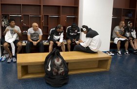 Nos vestiários antes da partida entre Millonarios/Colômbia x Corinthians/Brasil, realizada esta noite no estádio El Campín, em Bogota, jogo da volta da fase de classificação da Copa Libertadores de América 2013