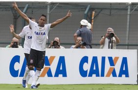 Durante a partida entre Corinthians x So Bernardo realizada esta tarde no estdio do Pacaembu, jogo vlido pela 17 rodada do Campeonato Paulista de 2013