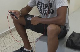 Nos vestiários antes da partida entre Corinthians x São Bernardo realizada esta tarde no estádio do Pacaembu, jogo válido pela 17ª rodada do Campeonato Paulista de 2013