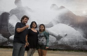 Tupanzinho, na inauguranao do painel que retrata seu gol em 1990, primeiro Campeonato Brasileiro do Corinthians, durante o treino desta tarde no CT Joaquim Grava, no Parque Ecolgico do Tiete. O prximo jogo da equipe ser quarta-feira, dia 10/04, contra o San Jos, da Bolivia, no Pacaembu, jogo da volta vlido pela fase de classificao da Copa Libertadores da Amrica 2013