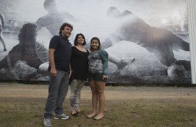 Tupanzinho, na inauguranao do painel que retrata seu gol em 1990, primeiro Campeonato Brasileiro do Corinthians, durante o treino desta tarde no CT Joaquim Grava, no Parque Ecolgico do Tiete. O prximo jogo da equipe ser quarta-feira, dia 10/04, contra o San Jos, da Bolivia, no Pacaembu, jogo da volta vlido pela fase de classificao da Copa Libertadores da Amrica 2013