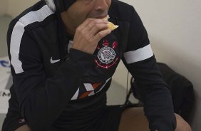 Nos vestiários antes da partida entre Corinthians/Brasil x San José/Bolivia, realizada esta noite no estádio do Pacaembu, jogo da volta da fase de classificação da Copa Libertadores de América 2013