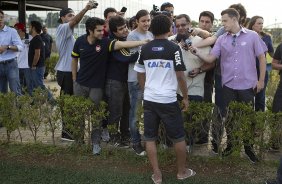 Durante o treino desta tarde no CT Joaquim Grava, no Parque Ecolgico do Tiete. O prximo jogo da equipe ser domingo, dia 14/04, contra o Linense, no Gilbertao, em Lins, jogo vlido pelo Campeonato Paulista de 2013