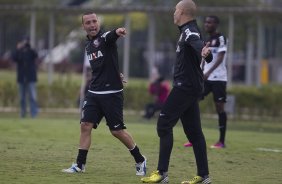 Durante o treino desta tarde no CT Joaquim Grava, no Parque Ecolgico do Tiete. O prximo jogo da equipe ser domingo, dia 21/04, contra o Atltico Sorocaba, no Pacaembu,, jogo vlido pelo Campeonato Paulista de 2013