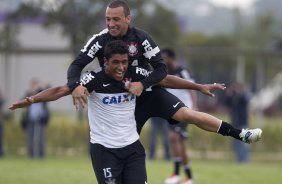 Durante o treino desta tarde no CT Joaquim Grava, no Parque Ecolgico do Tiete. O prximo jogo da equipe ser domingo, dia 21/04, contra o Atltico Sorocaba, no Pacaembu,, jogo vlido pelo Campeonato Paulista de 2013