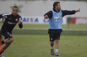 Durante o treino desta tarde no CT Joaquim Grava, no Parque Ecolgico do Tiete. O prximo jogo da equipe ser domingo, dia 21/04, contra o Atltico Sorocaba, no Pacaembu,, jogo vlido pelo Campeonato Paulista de 2013