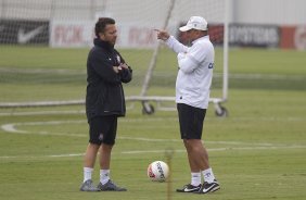 Durante o treino desta tarde no CT Joaquim Grava, no Parque Ecolgico do Tiete. O prximo jogo da equipe ser domingo, dia 21/04, contra o Atltico Sorocaba, no Pacaembu,, jogo vlido pelo Campeonato Paulista de 2013