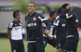 Durante o treino desta tarde no CT Joaquim Grava, no Parque Ecolgico do Tiete. O prximo jogo da equipe ser domingo, dia 21/04, contra o Atltico Sorocaba, no Pacaembu,, jogo vlido pelo Campeonato Paulista de 2013