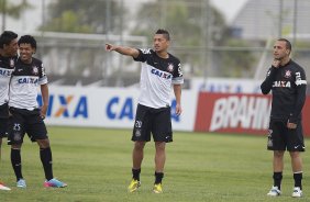 Durante o treino desta tarde no CT Joaquim Grava, no Parque Ecolgico do Tiete. O prximo jogo da equipe ser domingo, dia 21/04, contra o Atltico Sorocaba, no Pacaembu,, jogo vlido pelo Campeonato Paulista de 2013