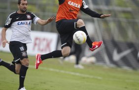 Durante o treino desta tarde no CT Joaquim Grava, no Parque Ecolgico do Tiete. O prximo jogo da equipe ser domingo, dia 21/04, contra o Atltico Sorocaba, no Pacaembu,, jogo vlido pelo Campeonato Paulista de 2013