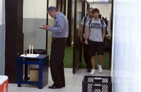 Nos vestiários antes da partida entre Corinthians x Atlético Sorocaba realizada esta tarde no estádio do Pacaembu, jogo válido pela 18ª rodada do Campeonato Paulista de 2013