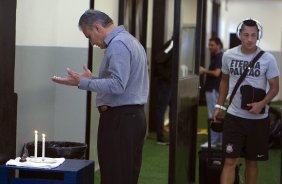 Nos vestirios antes da partida entre Corinthians x Atltico Sorocaba realizada esta tarde no estdio do Pacaembu, jogo vlido pela 18 rodada do Campeonato Paulista de 2013