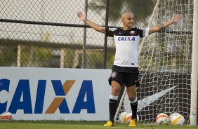 Durante o treino desta tarde no CT Joaquim Grava, no Parque Ecolgico do Tiete. O prximo jogo da equipe ser domingo, dia 29/04, contra a Ponte Preta, em Campinas, jogo vlido pelas semi-finais do Campeonato Paulista de 2013