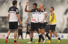 Durante o treino desta tarde no CT Joaquim Grava, no Parque Ecolgico do Tiete. O prximo jogo da equipe ser domingo, dia 29/04, contra a Ponte Preta, em Campinas, jogo vlido pelas semi-finais do Campeonato Paulista de 2013