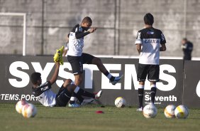 Durante o treino desta tarde no CT Joaquim Grava, no Parque Ecolgico do Tiete. O prximo jogo da equipe ser domingo, dia 12/05, contra o Santos, no Pacaembu, jogo de ida vlido pela final do Campeonato Paulista de 2013