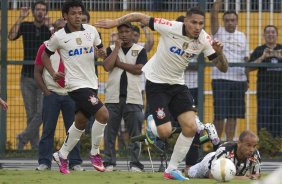 Durante a partida entre Corinthians x Santos realizada esta tarde no estdio do Pacaembu, primeiro jogo da final do Campeonato Paulista de 2013