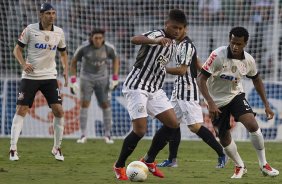 Durante a partida entre Corinthians x Santos realizada esta tarde no estdio do Pacaembu, primeiro jogo da final do Campeonato Paulista de 2013