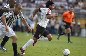 Durante a partida entre Corinthians x Santos realizada esta tarde no estdio do Pacaembu, primeiro jogo da final do Campeonato Paulista de 2013