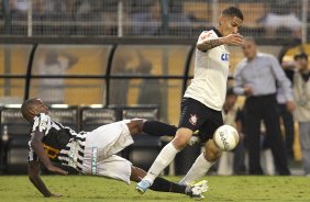 Durante a partida entre Corinthians x Santos realizada esta tarde no estdio do Pacaembu, primeiro jogo da final do Campeonato Paulista de 2013