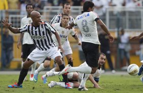 Durante a partida entre Corinthians x Santos realizada esta tarde no estdio do Pacaembu, primeiro jogo da final do Campeonato Paulista de 2013