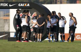 Durante o treino do Corinthians realizado esta tarde no CT Joaquim Grava, zona leste de So Paulo; o prximo jogo do time ser quarta-feira, dia 15/05, contra o Boca Juniors, da Argentina, no estdio do Pacaembu, jogo da volta, vlido pela Copa Libertadores da Amrica 2013 ; SP/SP - 14/05/2013