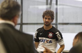 Durante o treino desta tarde no CT Joaquim Grava, no Parque Ecolgico do Tiete. O prximo jogo da equipe ser domingo, dia 19/05, contra o Santos, na Vila Belmiro, jogo de volta vlido pela final do Campeonato Paulista de 2013