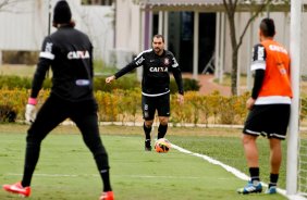 Danilo durante Treino do Corinthians realizado no CT Joaquim Grava