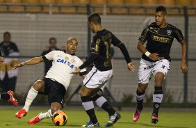 Durante a partida entre Corinthians x Botafogo, realizada esta noite no estádio do Pacaembu, abertura do Campeonato Brasileiro de 2013