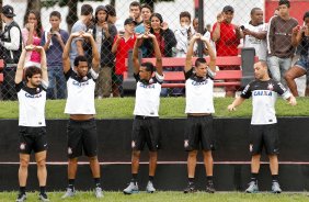 O jogadores do Corinthians durante treino realizado no CT do Atltico Clube Goianiense - Centro de Treinamento Urias Magalhaes