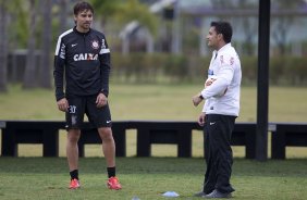 Durante o treino desta manh no CT Joaquim Grava, no Parque Ecolgico do Tiete. O prximo jogo da equipe ser quarta-feira, dia 05/06, contra o Cruzeiro, na Arena do Jacar, jogo vlido pela 4 rodada do Campeonato Brasileiro de 2013