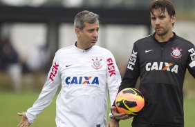 Durante o treino desta manh no CT Joaquim Grava, no Parque Ecolgico do Tiete. O prximo jogo da equipe ser quarta-feira, dia 05/06, contra o Cruzeiro, na Arena do Jacar, jogo vlido pela 4 rodada do Campeonato Brasileiro de 2013