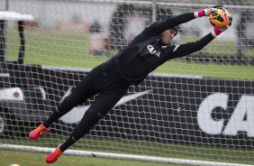 Durante o treino desta manh no CT Joaquim Grava, no Parque Ecolgico do Tiete. O prximo jogo da equipe ser quarta-feira, dia 05/06, contra o Cruzeiro, na Arena do Jacar, jogo vlido pela 4 rodada do Campeonato Brasileiro de 2013