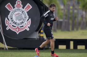 Durante o treino desta manh no CT Joaquim Grava, no Parque Ecolgico do Tiete. O prximo jogo da equipe ser quarta-feira, dia 05/06, contra o Cruzeiro, na Arena do Jacar, jogo vlido pela 4 rodada do Campeonato Brasileiro de 2013