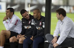 Durante o treino desta manh no CT Joaquim Grava, no Parque Ecolgico do Tiete. O prximo jogo da equipe ser quarta-feira, dia 05/06, contra o Cruzeiro, na Arena do Jacar, jogo vlido pela 4 rodada do Campeonato Brasileiro de 2013