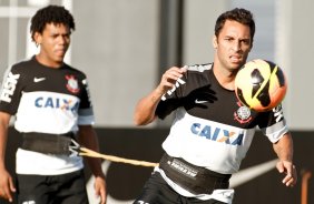 Ibson durante Treino do Corinthians realizado no CT Joaquim Grava